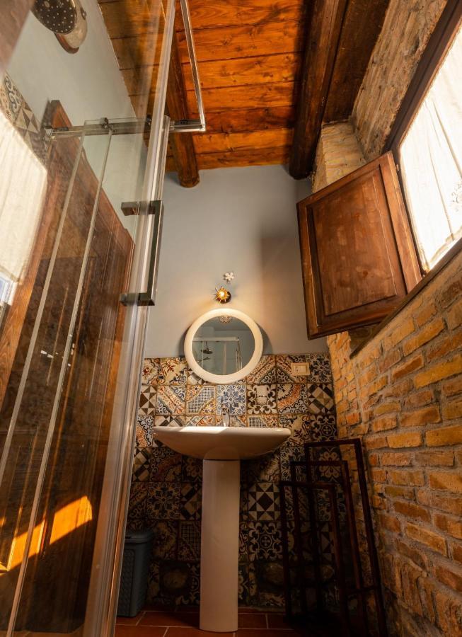 Castello Di Petecciano B&B 모스치아노 산탄젤로 외부 사진