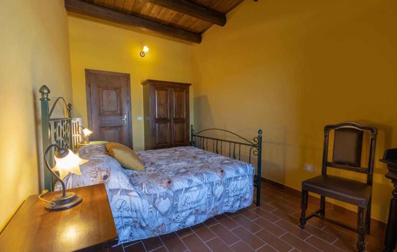 Castello Di Petecciano B&B 모스치아노 산탄젤로 외부 사진