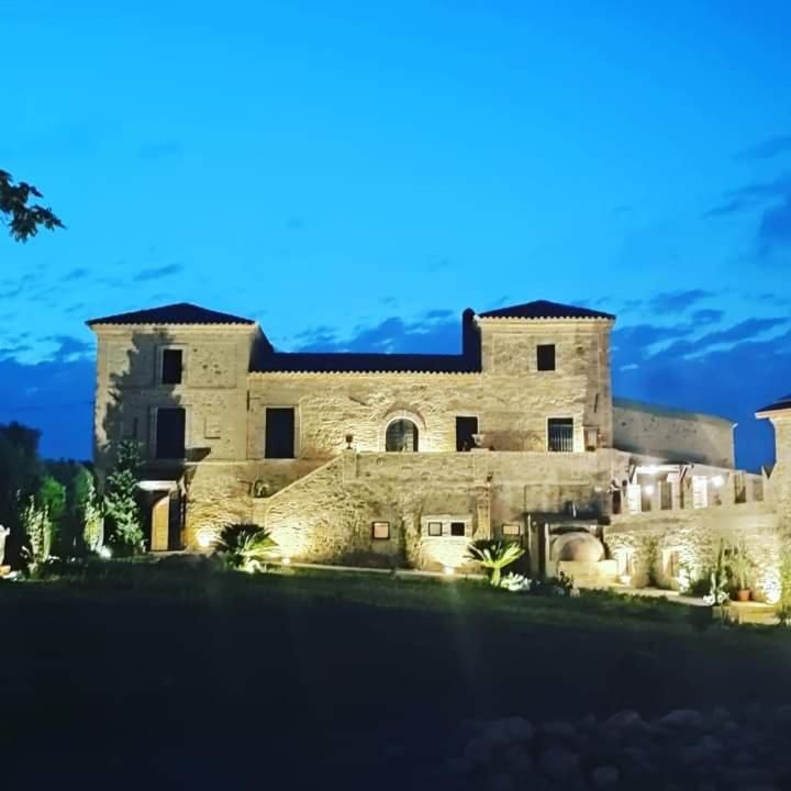 Castello Di Petecciano B&B 모스치아노 산탄젤로 외부 사진