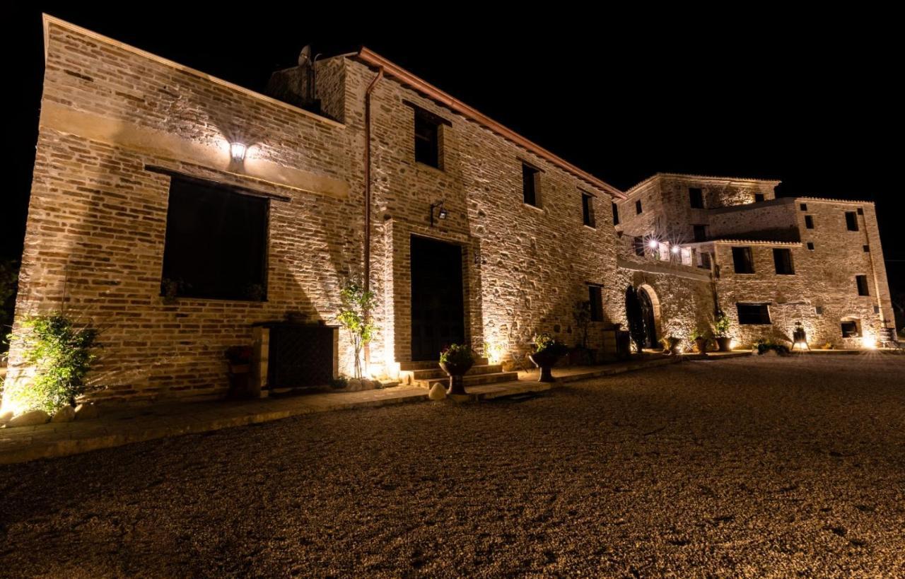 Castello Di Petecciano B&B 모스치아노 산탄젤로 외부 사진