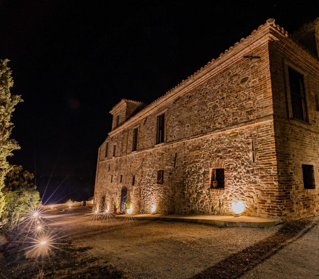 Castello Di Petecciano B&B 모스치아노 산탄젤로 외부 사진