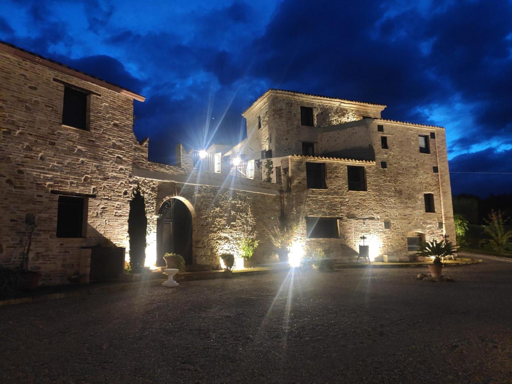 Castello Di Petecciano B&B 모스치아노 산탄젤로 외부 사진